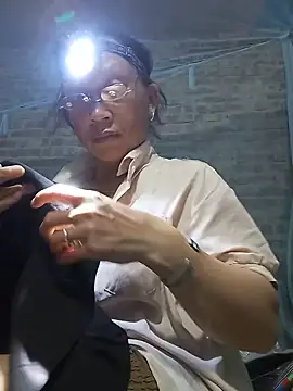 Heli_pusy stripchat live cam model