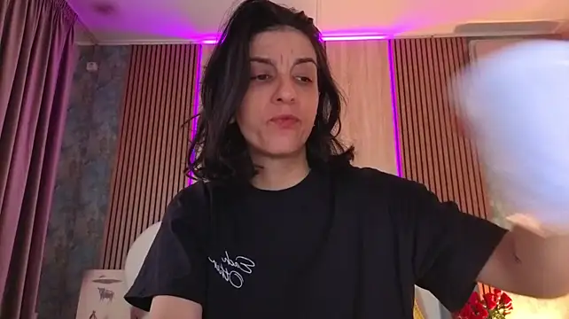 RedFlagXXX stripchat live cam model