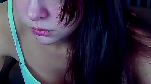 Livia_Shy stripchat live cam model