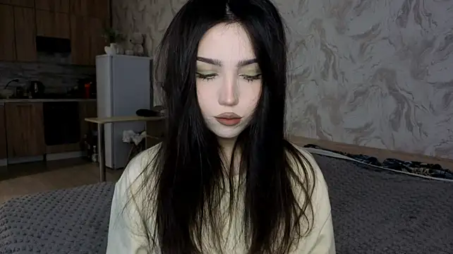 AmieSky stripchat live cam model