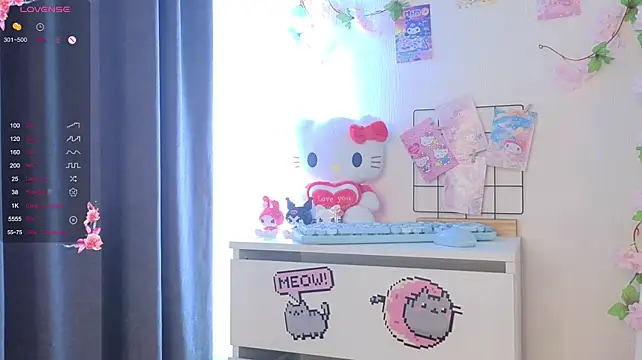 roxydolll stripchat live cam model