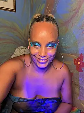 SeductressGem stripchat live cam model