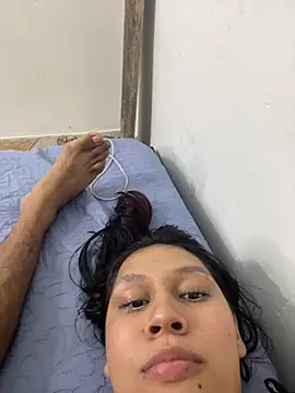 Annyeli stripchat live cam model