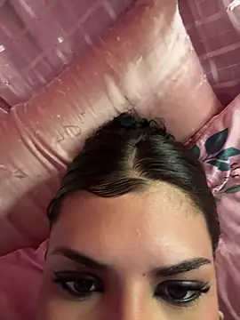 luludolll stripchat live cam model
