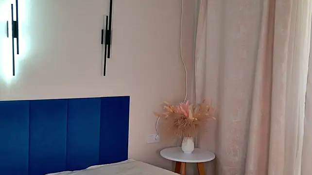 Alexis_Lovely stripchat live cam model