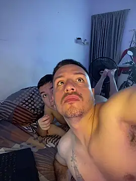 leo_nico2036 stripchat live cam model