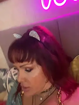 Lolaley2 stripchat live cam model