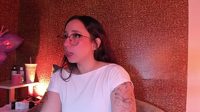 Apartment28 stripchat live cam model
