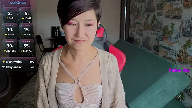 LeyylaStoone stripchat live cam model
