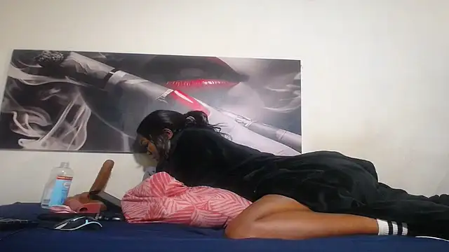 Kelly-001 stripchat live cam model