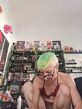 MirianaB stripchat live cam model