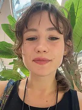 what_is_the_sun stripchat live cam model