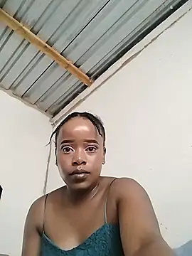 MilkyLuluAfricaa stripchat live cam model