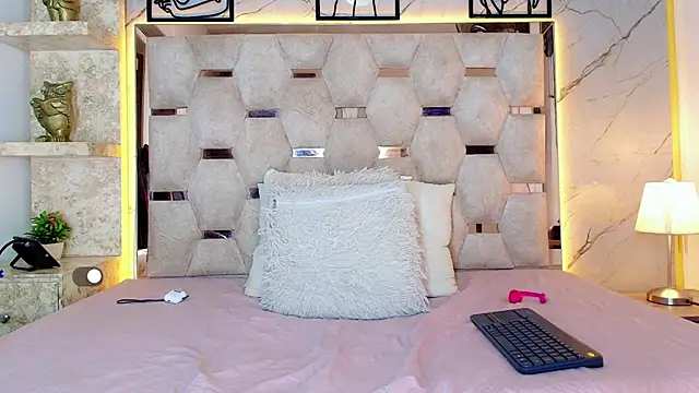 Elon_Musk77 stripchat live cam model