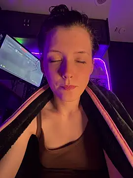 Lilactease stripchat live cam model