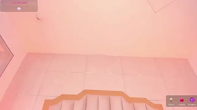 TahliaMoreau stripchat live cam model