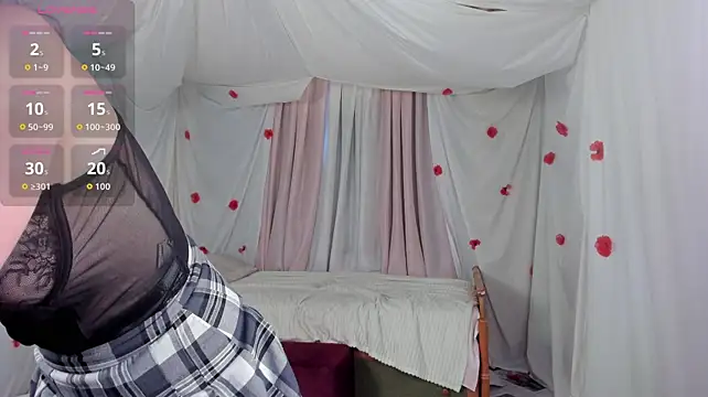 Crazykitta stripchat live cam model