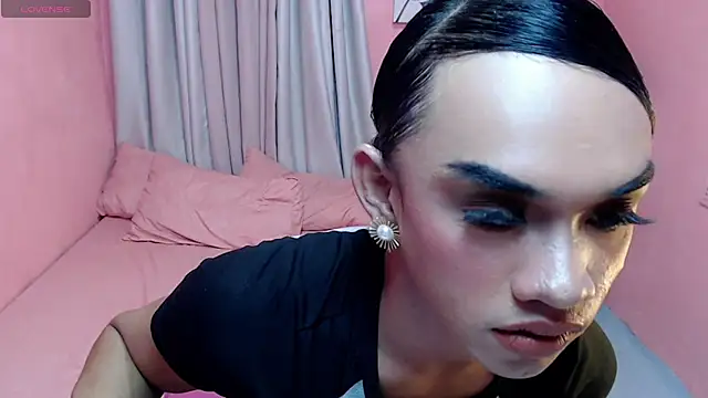 VivienneLuxe stripchat live cam model