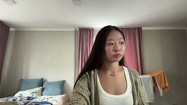 NorahHeelan stripchat live cam model