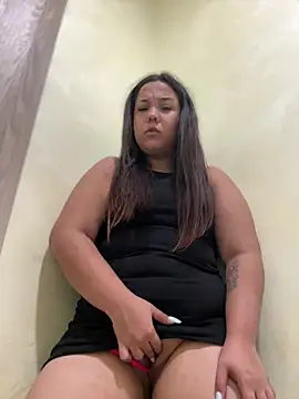 LushBySofa stripchat live cam model