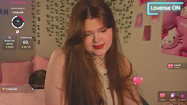 Lilyssse stripchat live cam model