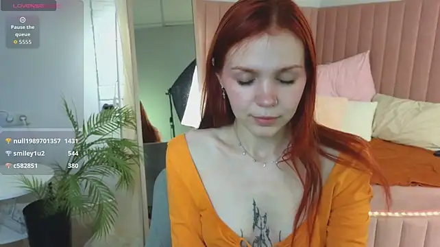 memymee_ stripchat live cam model