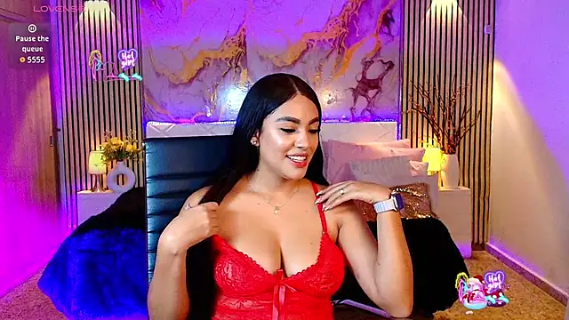 zafirolong stripchat live cam model