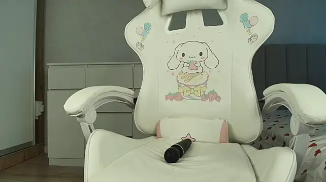kok0mi stripchat live cam model