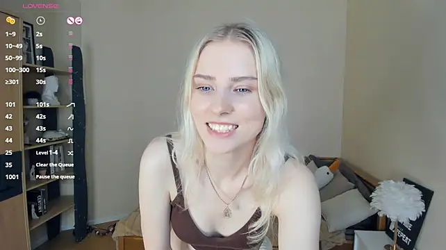 LaynePingitore stripchat live cam model