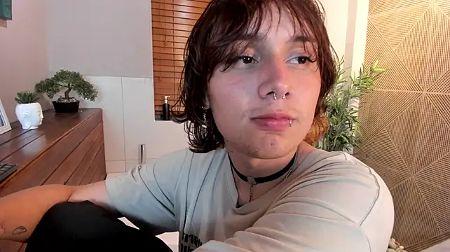 Brunodeluca_ stripchat live cam model