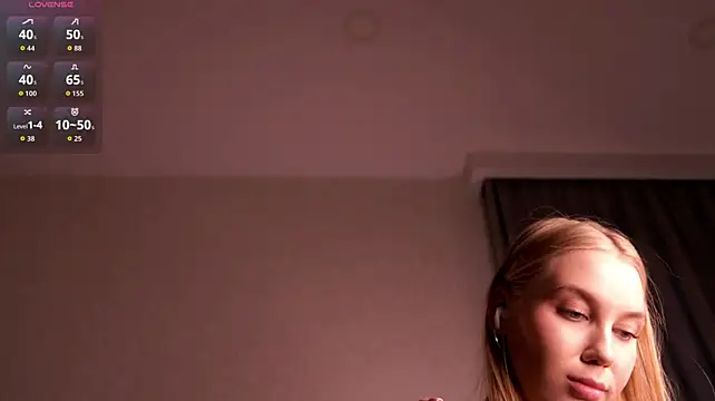 CherryJohnigan stripchat live cam model