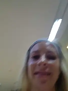 Luna_Veil stripchat live cam model