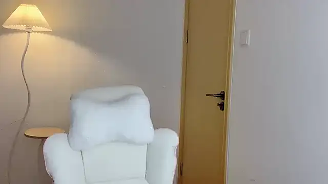 Annie-3 stripchat live cam model