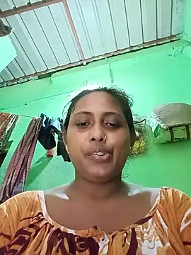 puja560 stripchat live cam model