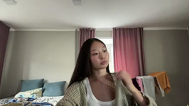 NorahHeelan stripchat live cam model