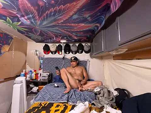 OmarSalasxh33 stripchat live cam model