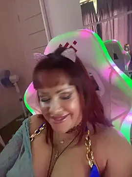 Lolaley2 stripchat live cam model