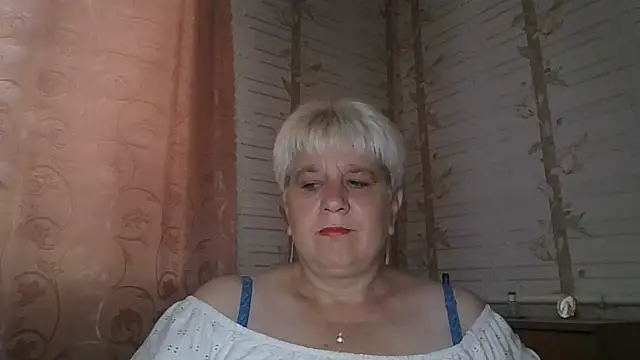 LizaRain777 stripchat live cam model