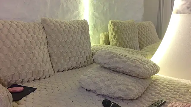 moniqque stripchat live cam model