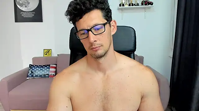 BrutusK08 stripchat live cam model