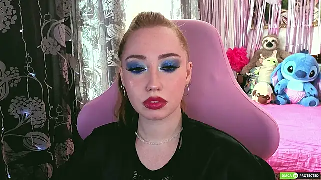TinaBrook stripchat live cam model