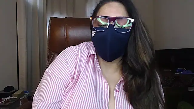 SEXY-Sardarni stripchat live cam model