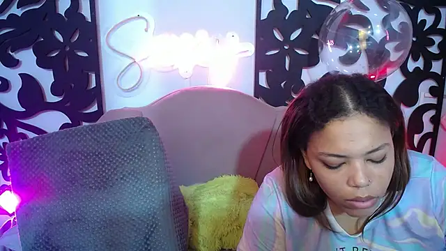 horny_babyss stripchat live cam model