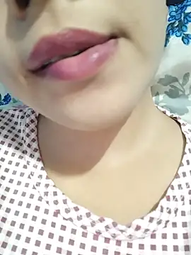 Anki-doll stripchat live cam model