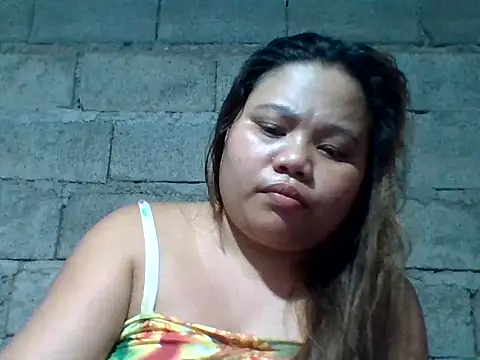 Tender_pinay8 stripchat live cam model
