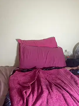 MaskedBootyLicious28 stripchat live cam model