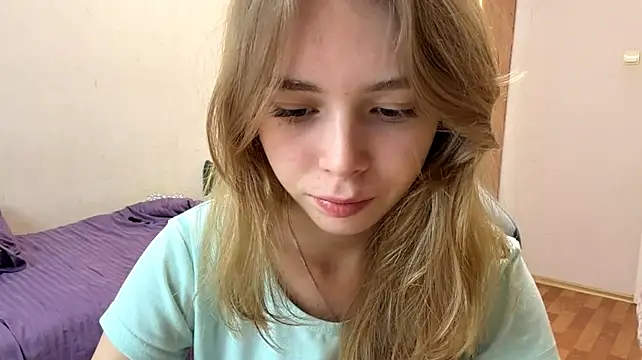 HebrewRiding stripchat live cam model