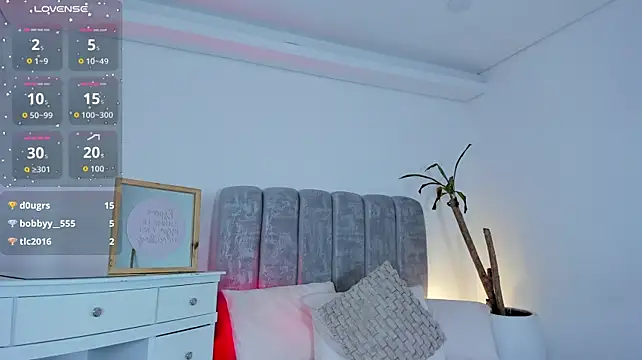 rachel_ruso stripchat live cam model