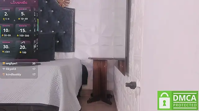 Chloe_moon1 stripchat live cam model