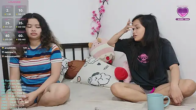 ShiningGliteer stripchat live cam model